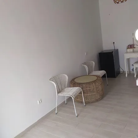 Ftelia Breeze Отель Klouvas