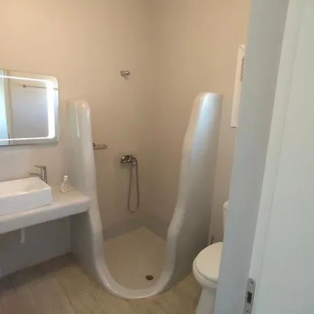 Отель Ftelia Breeze