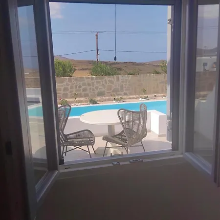 Ftelia Breeze מלון Klouvas